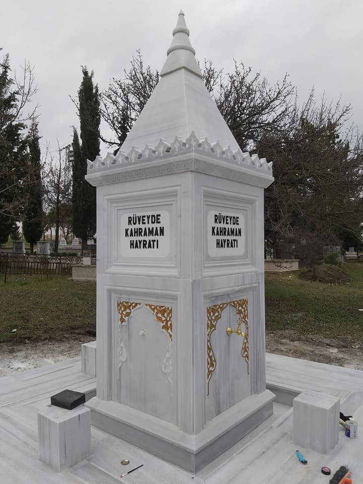 Hayırsever Salih KAHRAMAN Mezarlığımıza Hayrat Yaptırdı