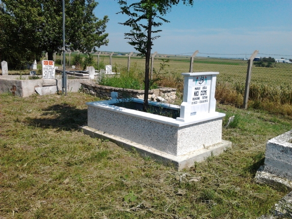Mezarlığımız