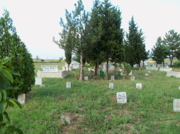 Mezarlığımız
