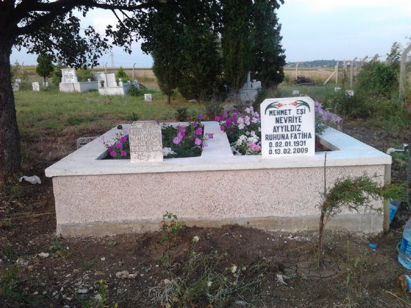 Mezarlığımız