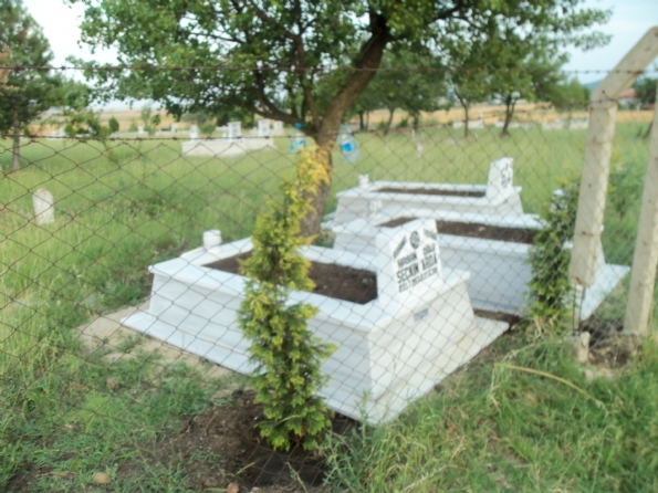 Mezarlığımız