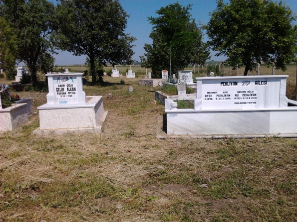 Mezarlığımız