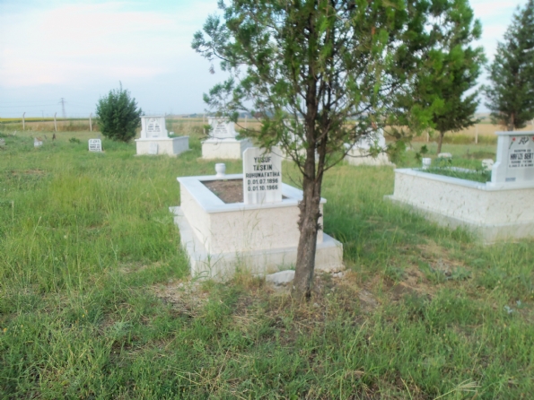 Mezarlığımız