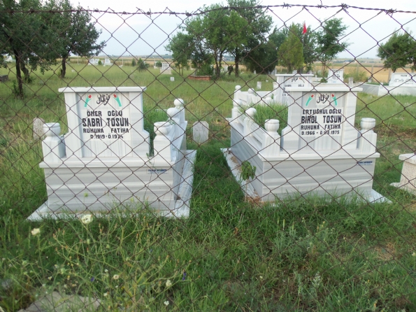 Mezarlığımız