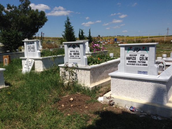Mezarlığımız