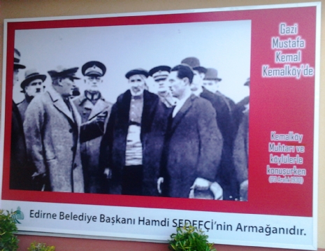 Edirne Belediye Başkanı Hamdi SEDEFÇİ Köyümüze Atatürk Tablosu Hediye Etti